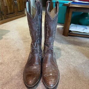 Biltrite lizard skin cowboy boots.